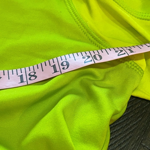 Athleta Lime Green Tech Pullover Sweater Size Large - Picture 6 of 7
